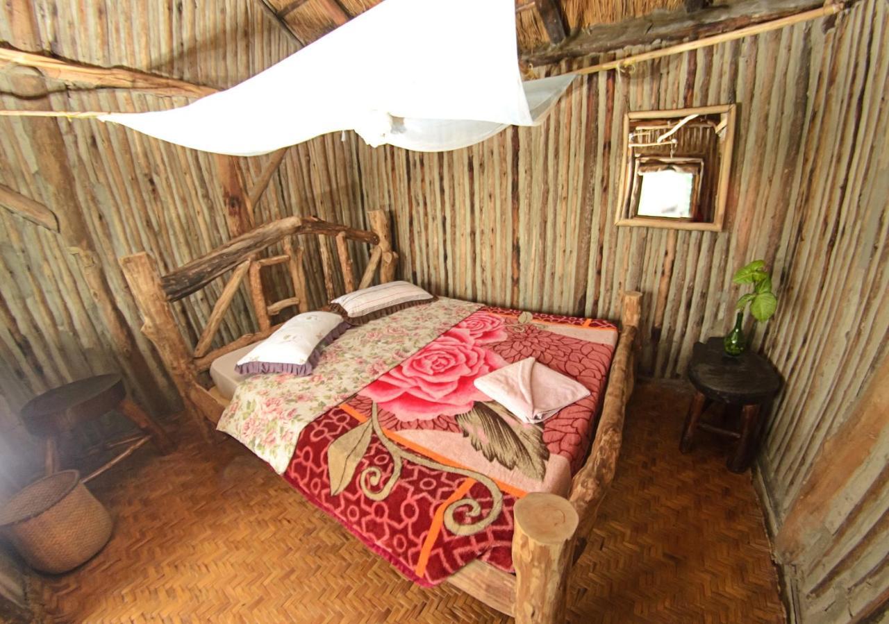 Rubirizi Dave The Cave Eco Lodge And Cultural Campsite מראה חיצוני תמונה